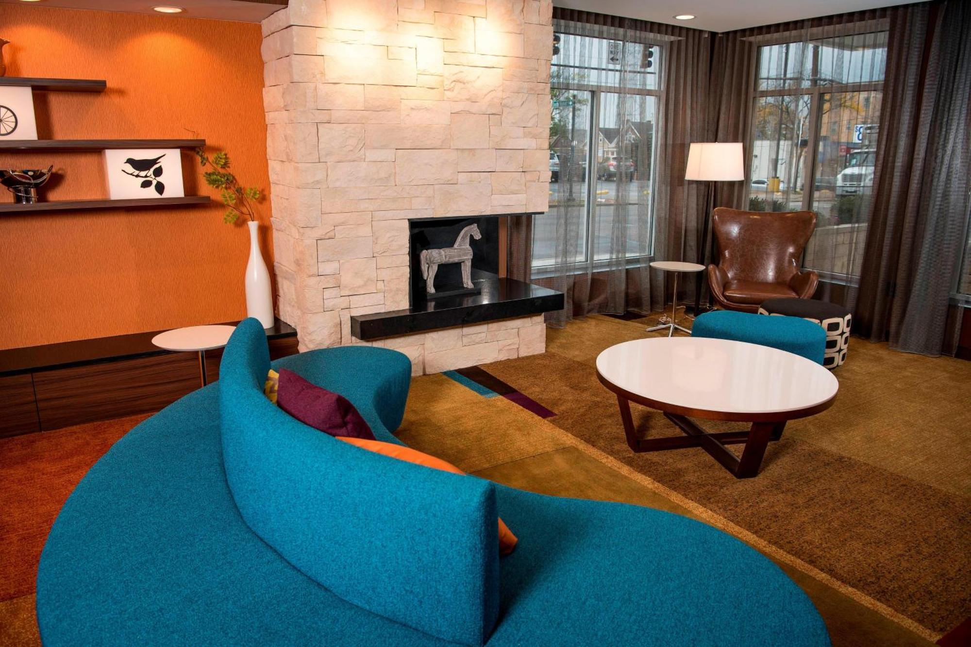 Fairfield Inn & Suites By Marriott Cincinnati Uptown/University Area Bagian luar foto