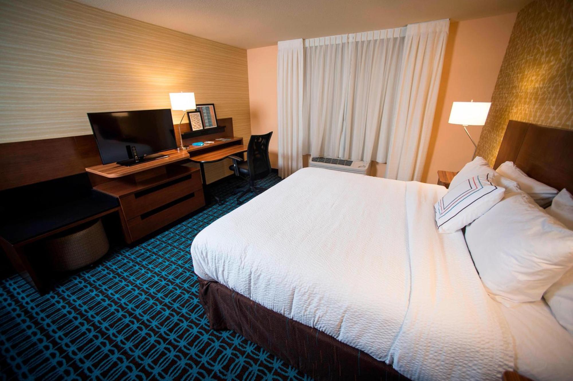 Fairfield Inn & Suites By Marriott Cincinnati Uptown/University Area Bagian luar foto