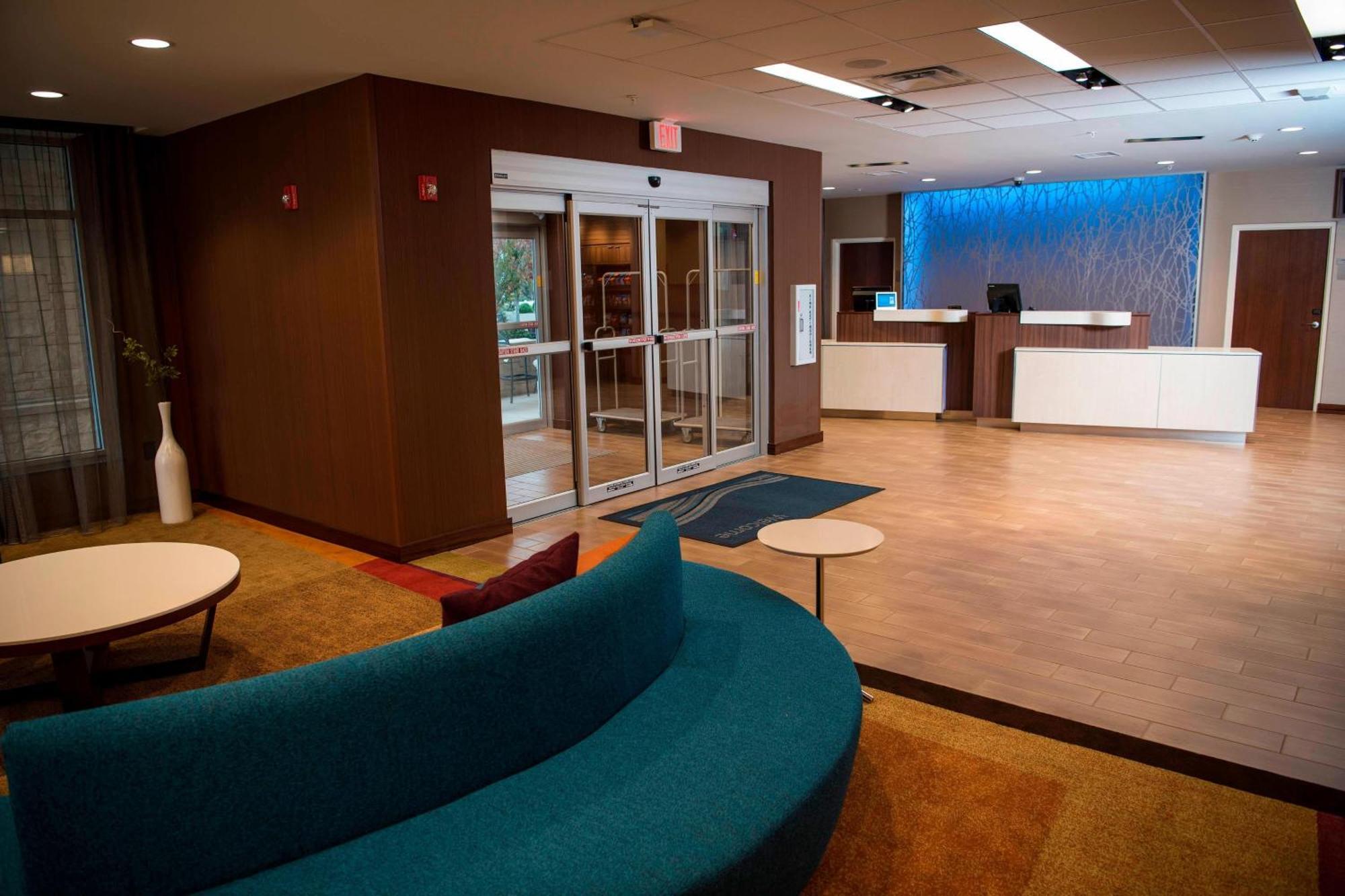 Fairfield Inn & Suites By Marriott Cincinnati Uptown/University Area Bagian luar foto