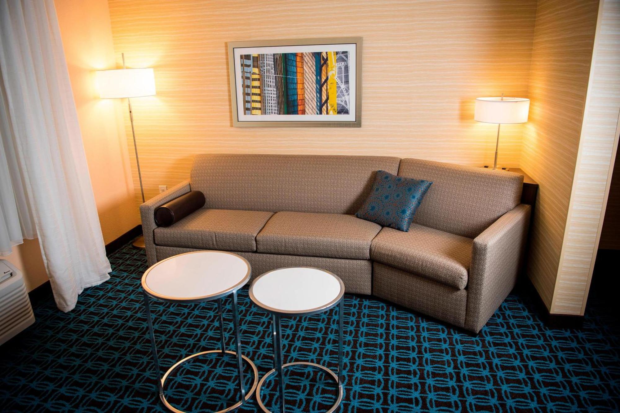 Fairfield Inn & Suites By Marriott Cincinnati Uptown/University Area Bagian luar foto