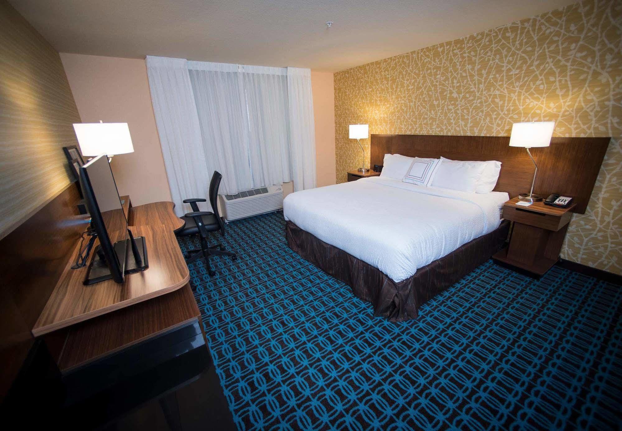 Fairfield Inn & Suites By Marriott Cincinnati Uptown/University Area Bagian luar foto